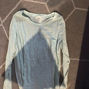 Aerie women’s long sleeve top
